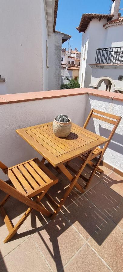 Roc St Gaieta Apartment *